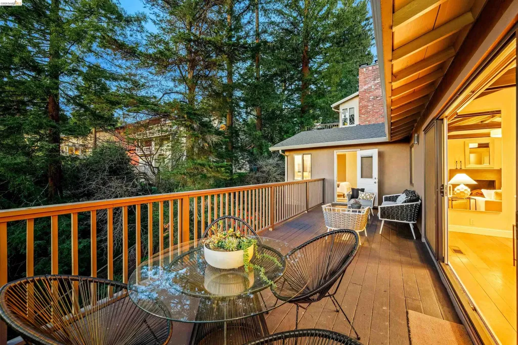 6611 Ascot Drive Oakland CA 94611