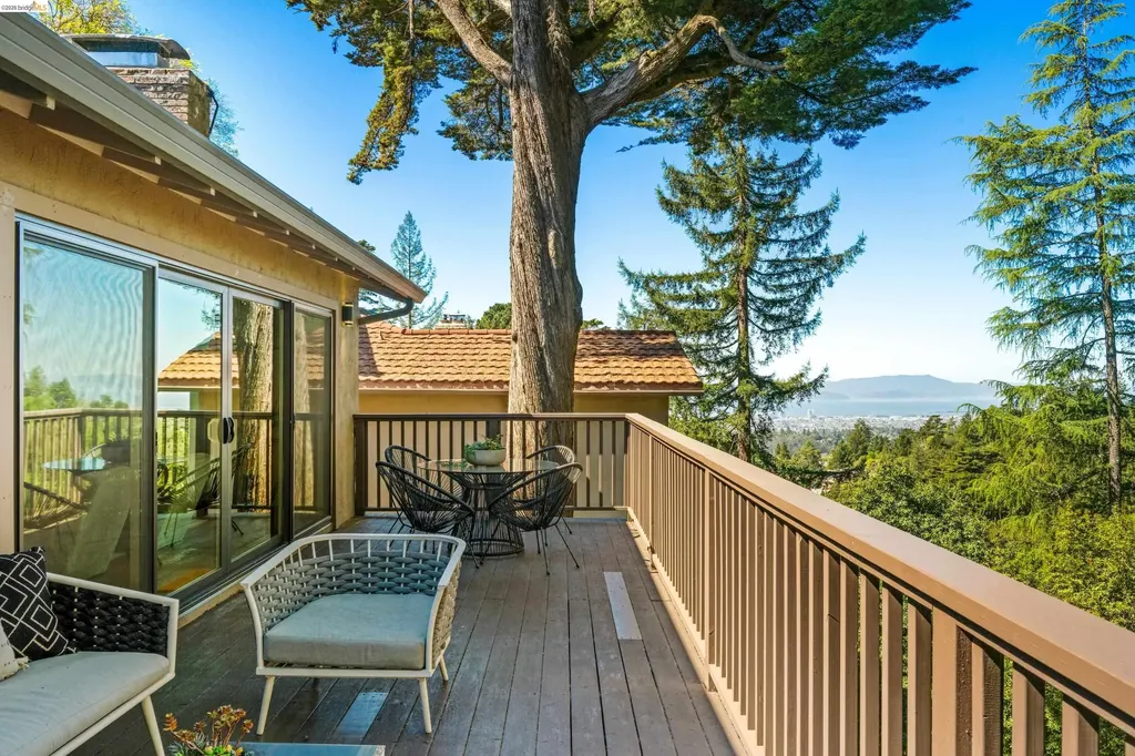 6611 Ascot Drive Oakland CA 94611