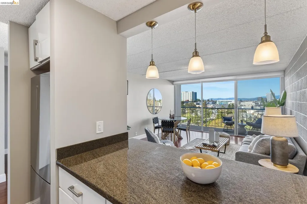 1 Kelton Court Oakland CA 94611