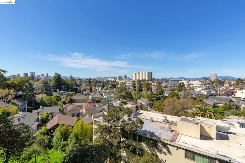 1 Kelton Court Oakland CA 94611