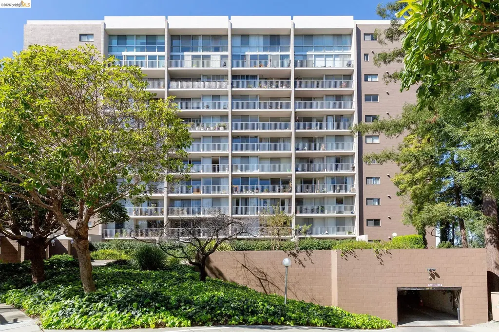 1 Kelton Court Oakland CA 94611
