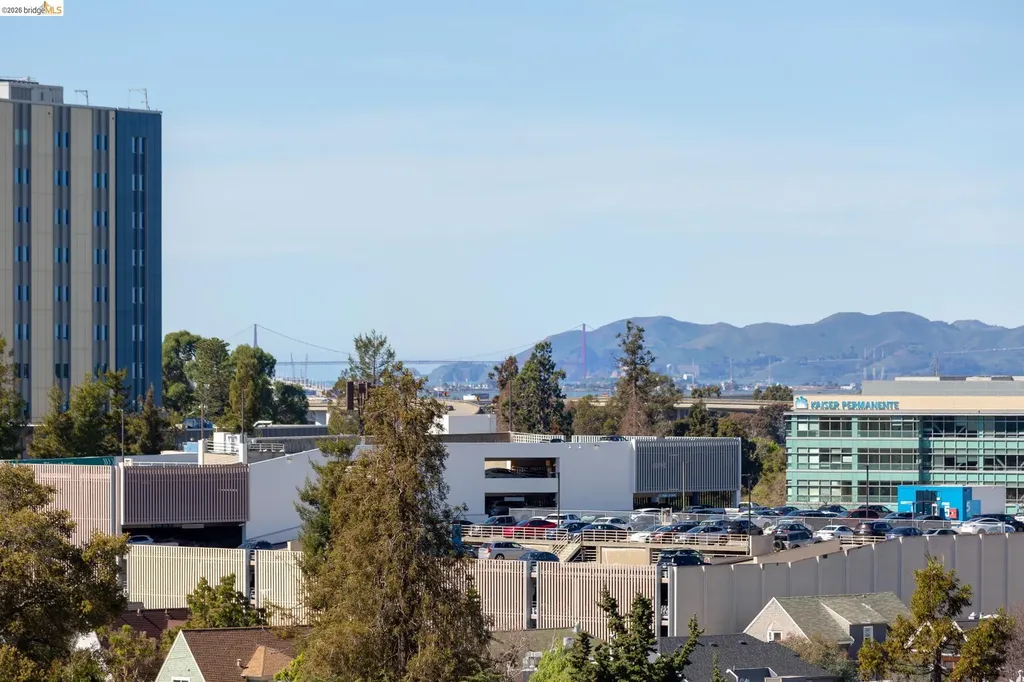 1 Kelton Court Oakland CA 94611