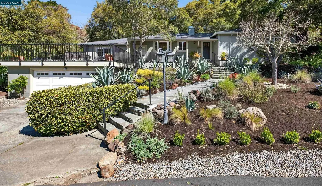 27 Glorietta Court Orinda CA 94563