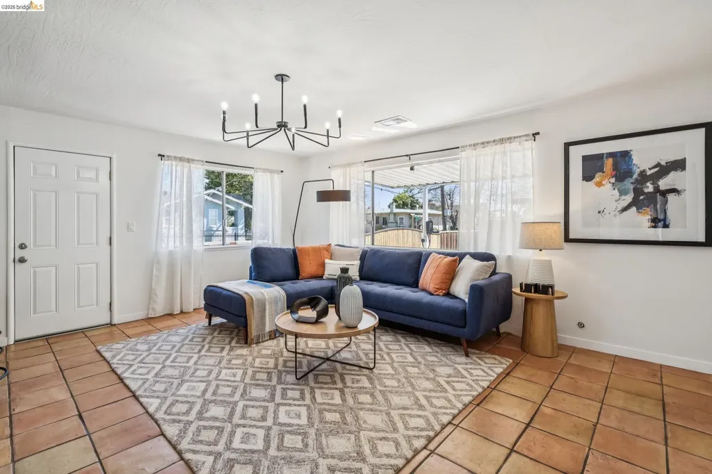 1550 Havenscourt Boulevard Oakland CA 94621