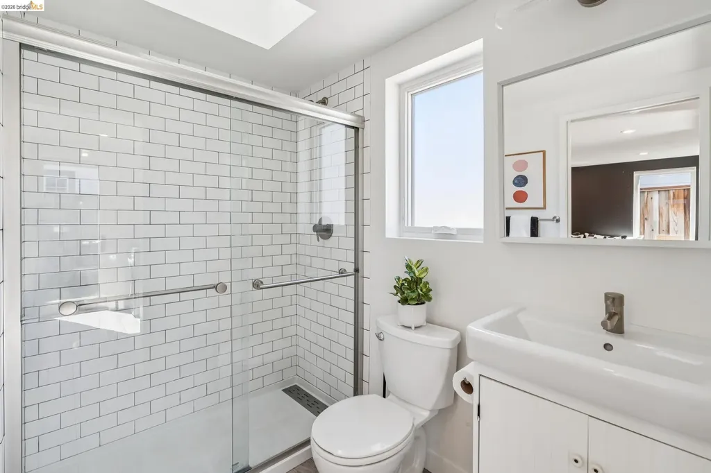 1550 Havenscourt Boulevard Oakland CA 94621