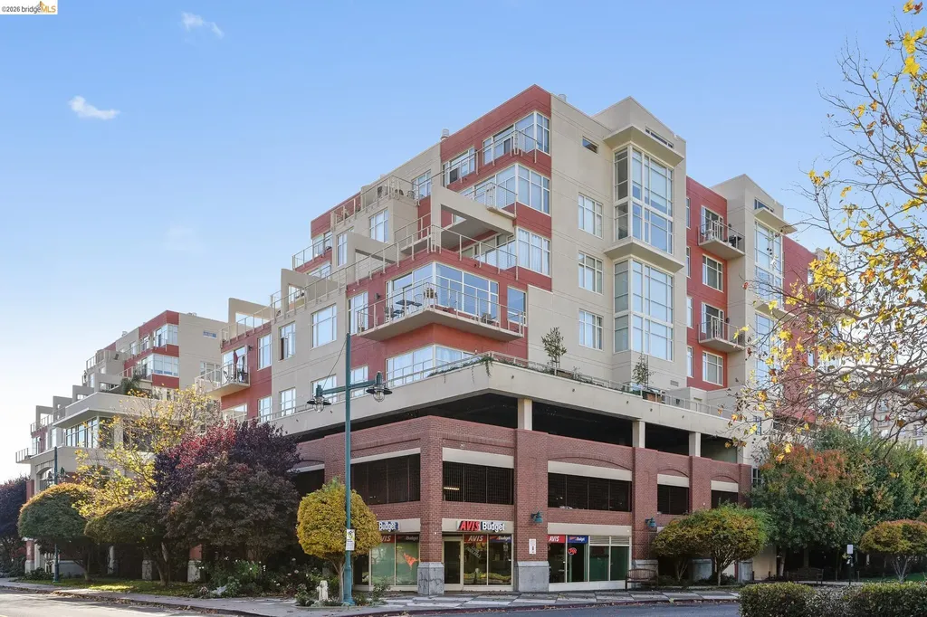 5855 Horton Street Emeryville CA 94608