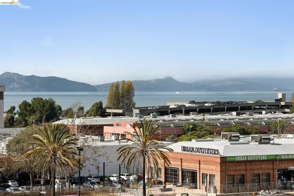 5855 Horton Street Emeryville CA 94608