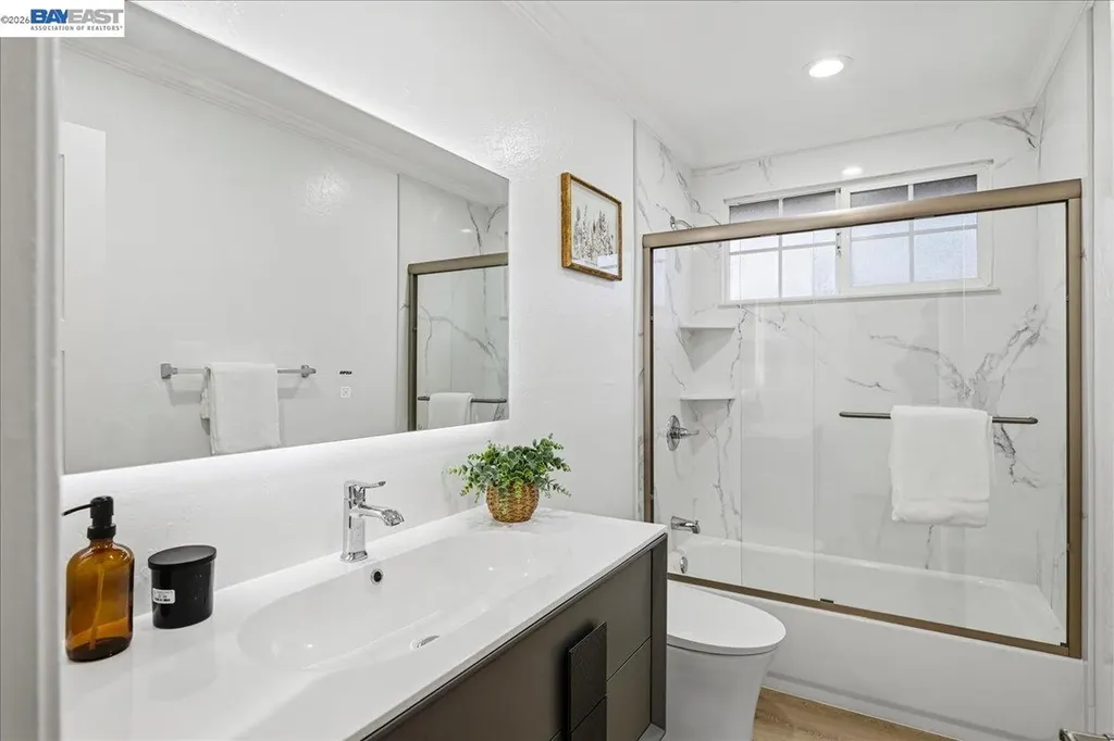 17790 Via Arriba San Lorenzo CA 94580