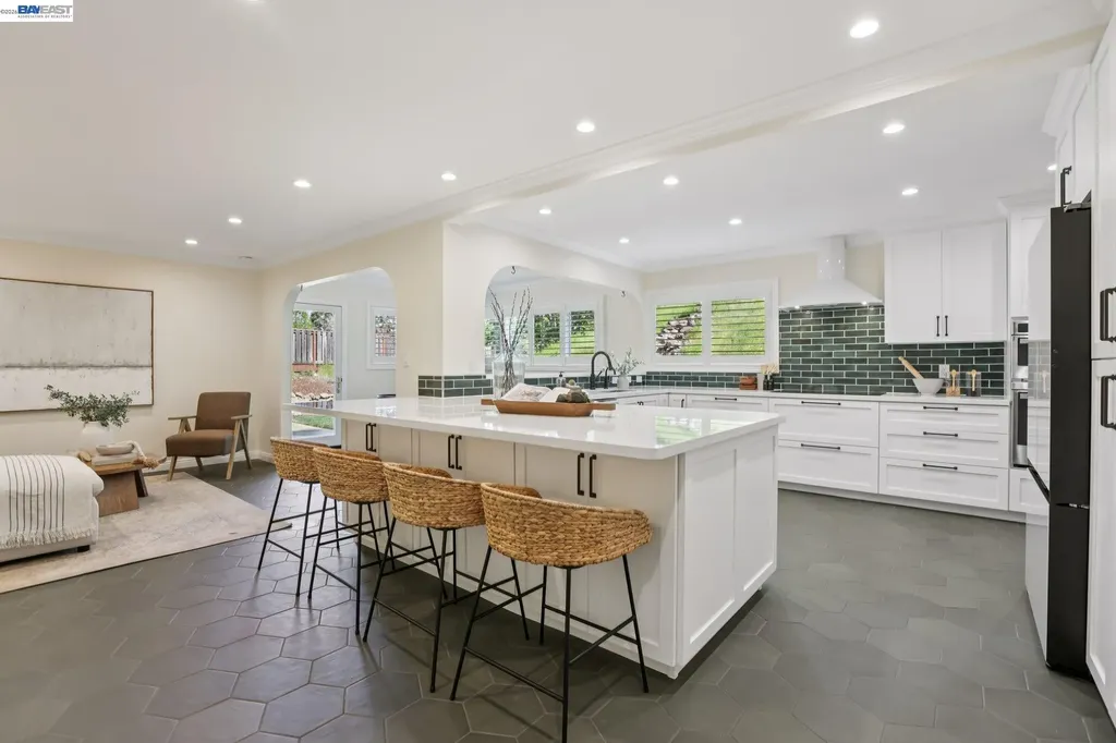 44 Lariat Court Walnut Creek CA 94596
