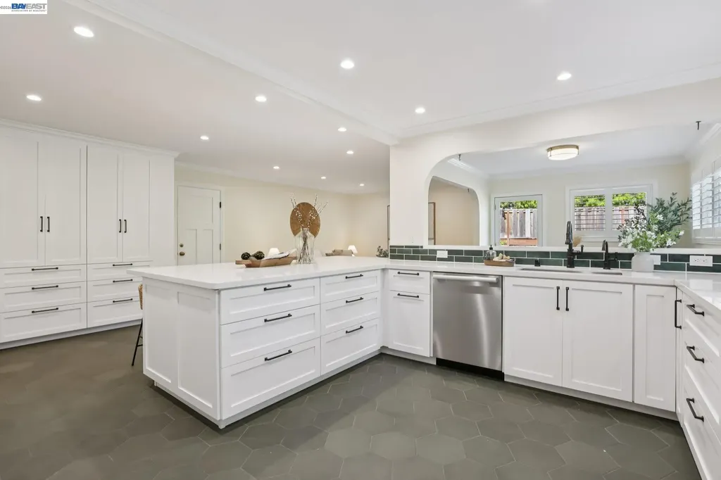 44 Lariat Court Walnut Creek CA 94596