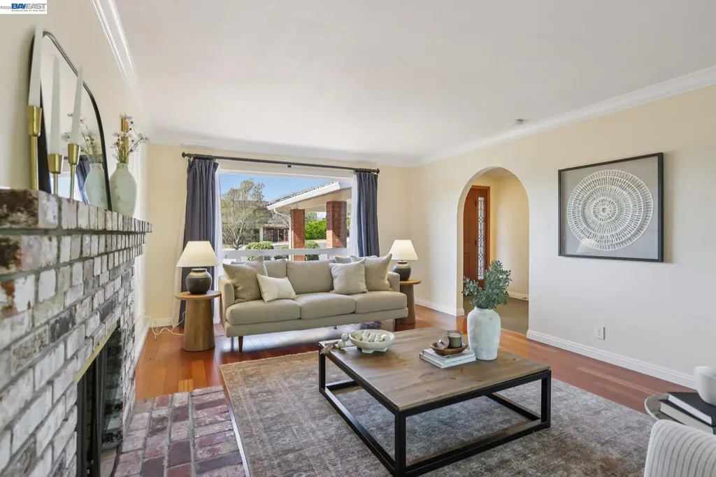44 Lariat Court Walnut Creek CA 94596