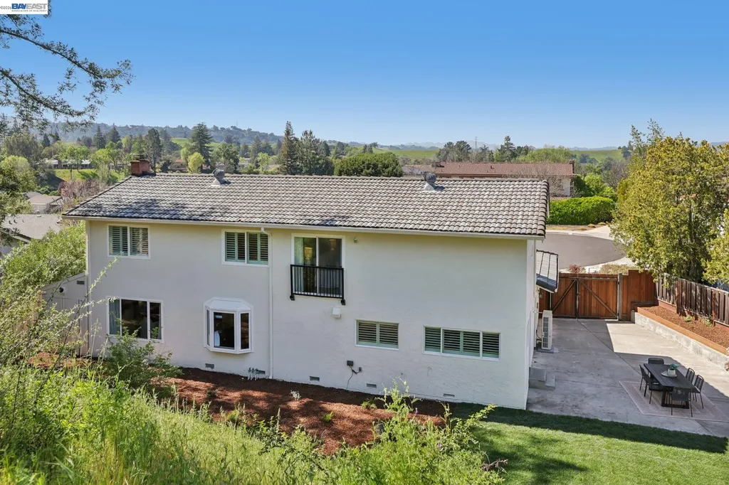 44 Lariat Court Walnut Creek CA 94596