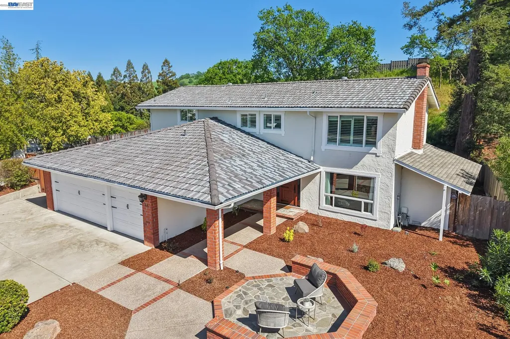 44 Lariat Court Walnut Creek CA 94596