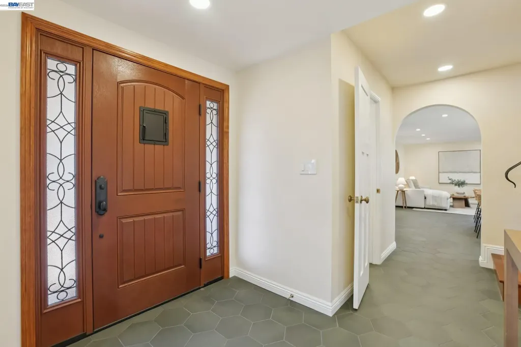 44 Lariat Court Walnut Creek CA 94596