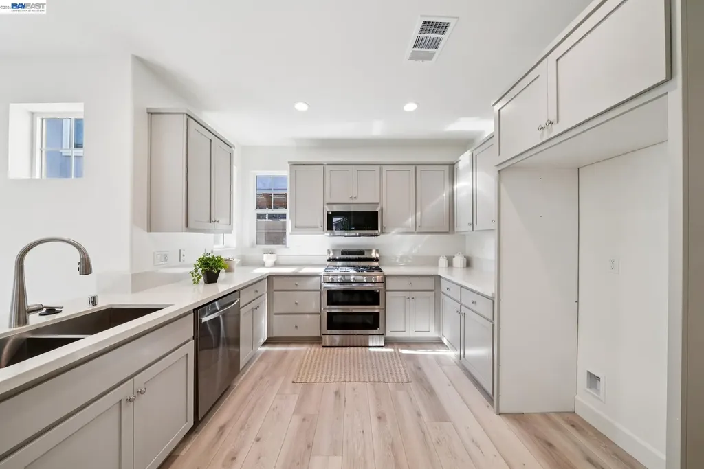 222 Mindy Way Pittsburg CA 94565