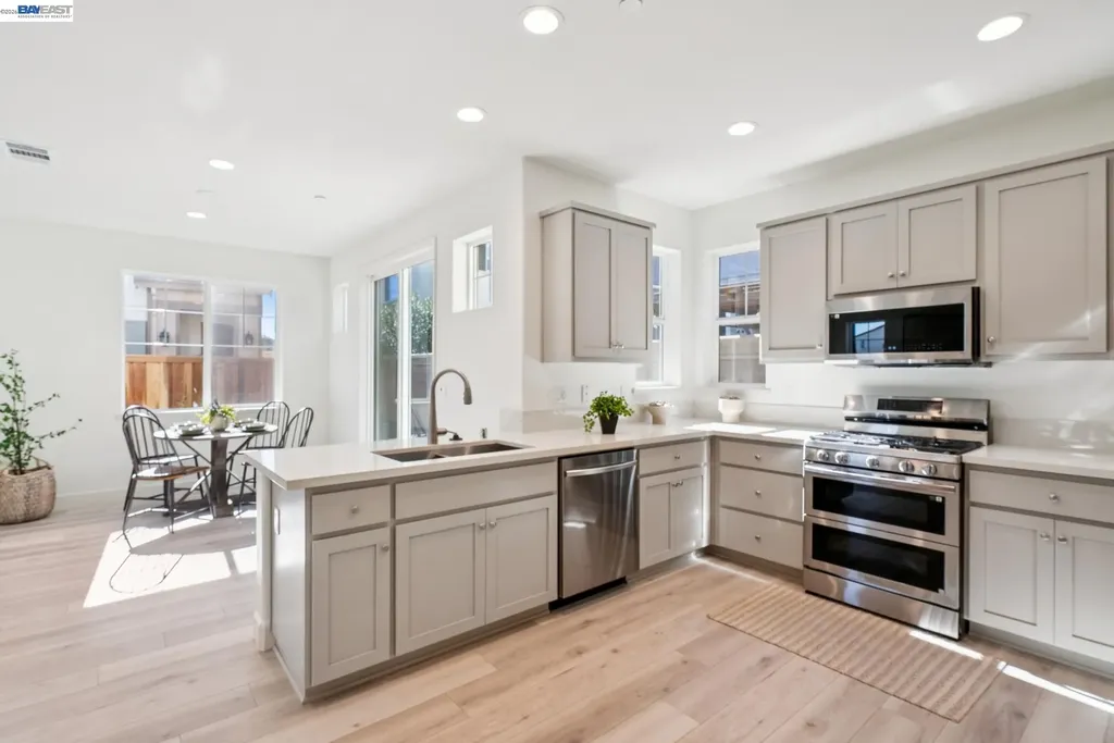 222 Mindy Way Pittsburg CA 94565