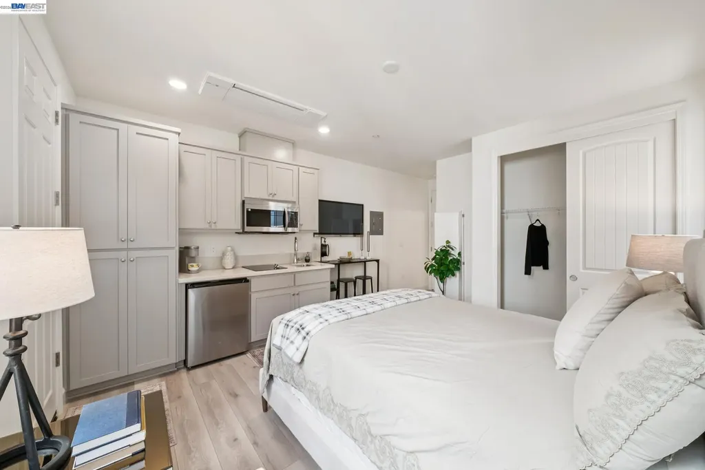 222 Mindy Way Pittsburg CA 94565