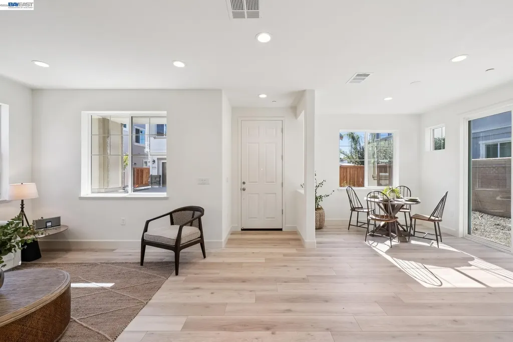 222 Mindy Way Pittsburg CA 94565