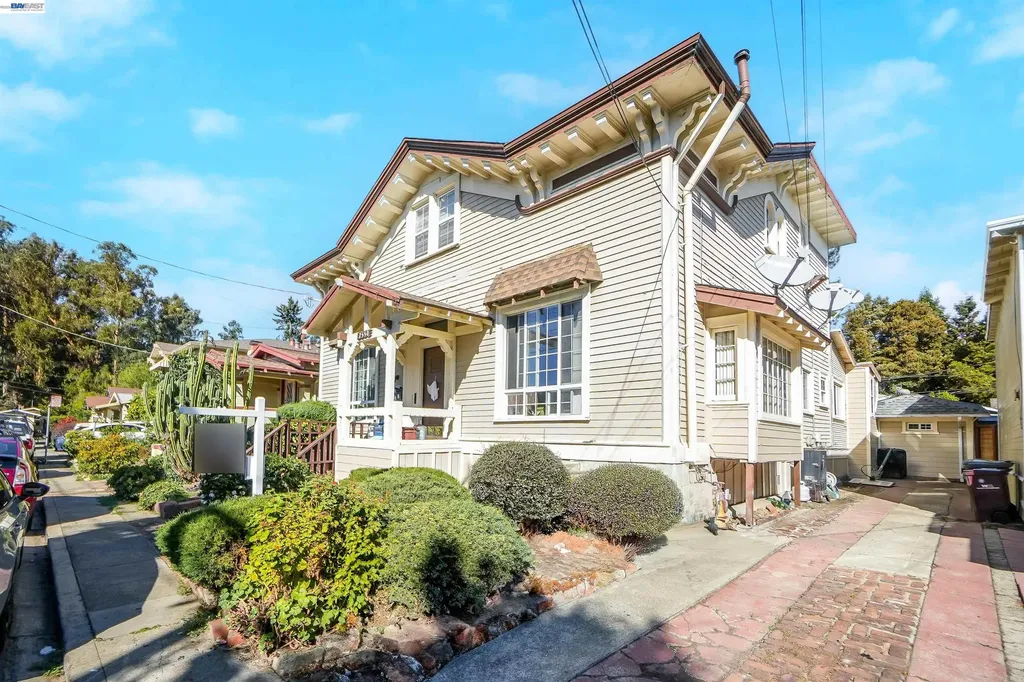 2550 Pleasant Street Oakland CA 94602