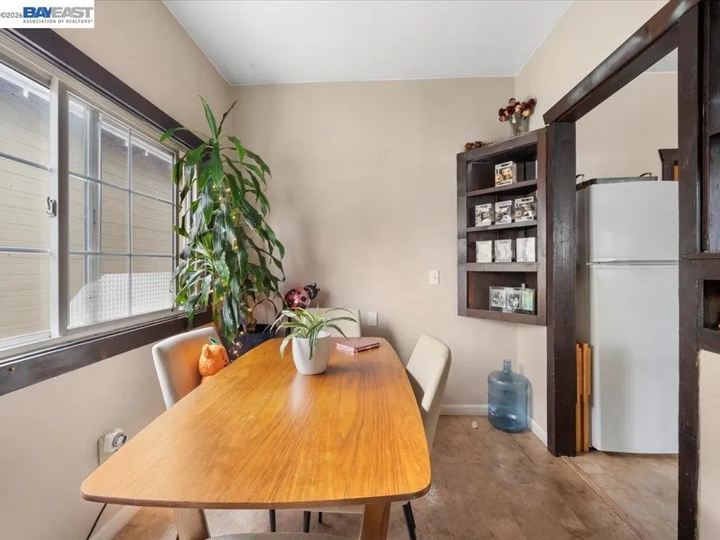 2550 Pleasant Street Oakland CA 94602