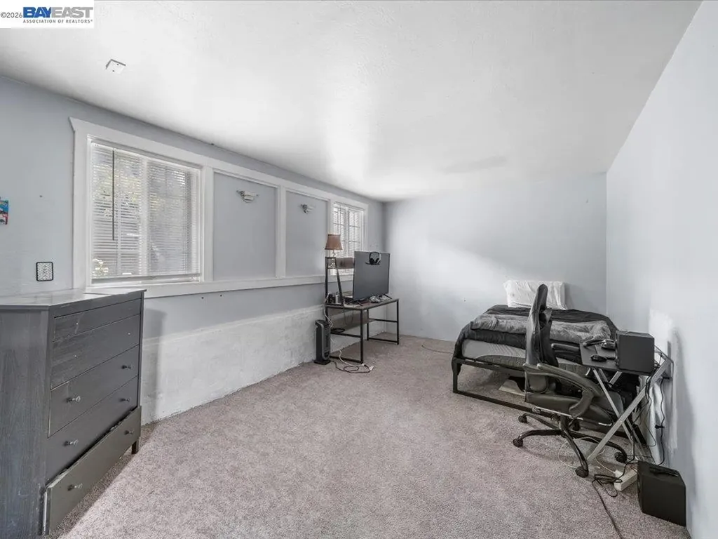 2550 Pleasant Street Oakland CA 94602