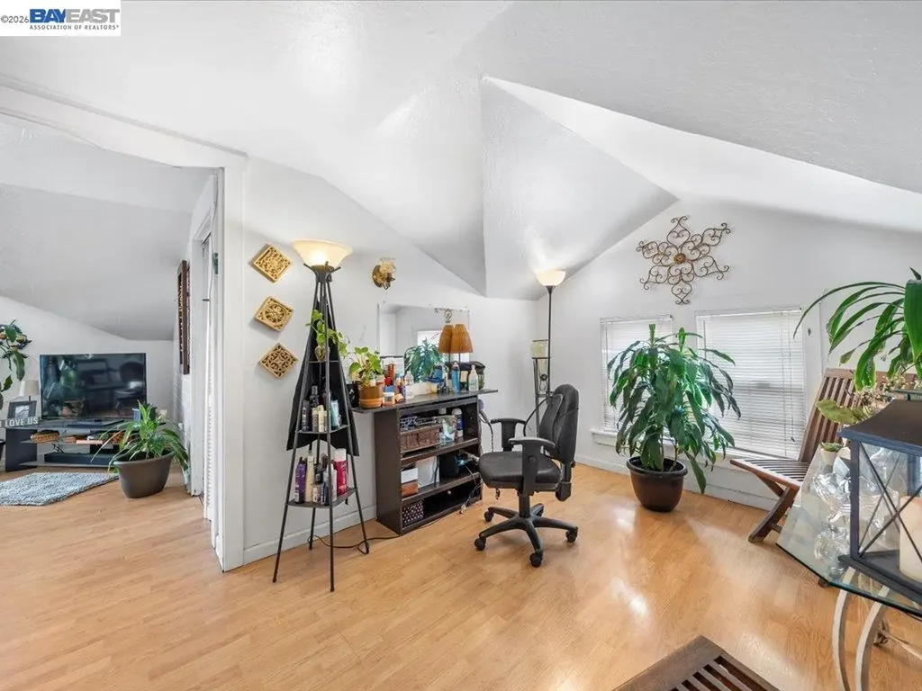 2550 Pleasant Street Oakland CA 94602
