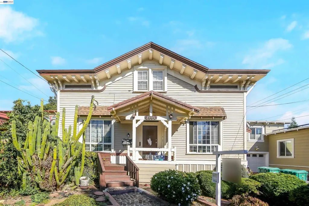 2550 Pleasant Street Oakland CA 94602