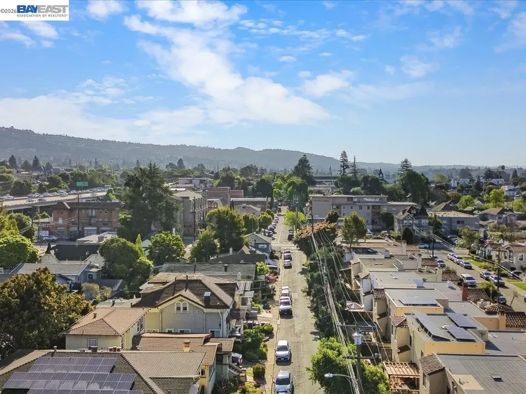 2550 Pleasant Street Oakland CA 94602