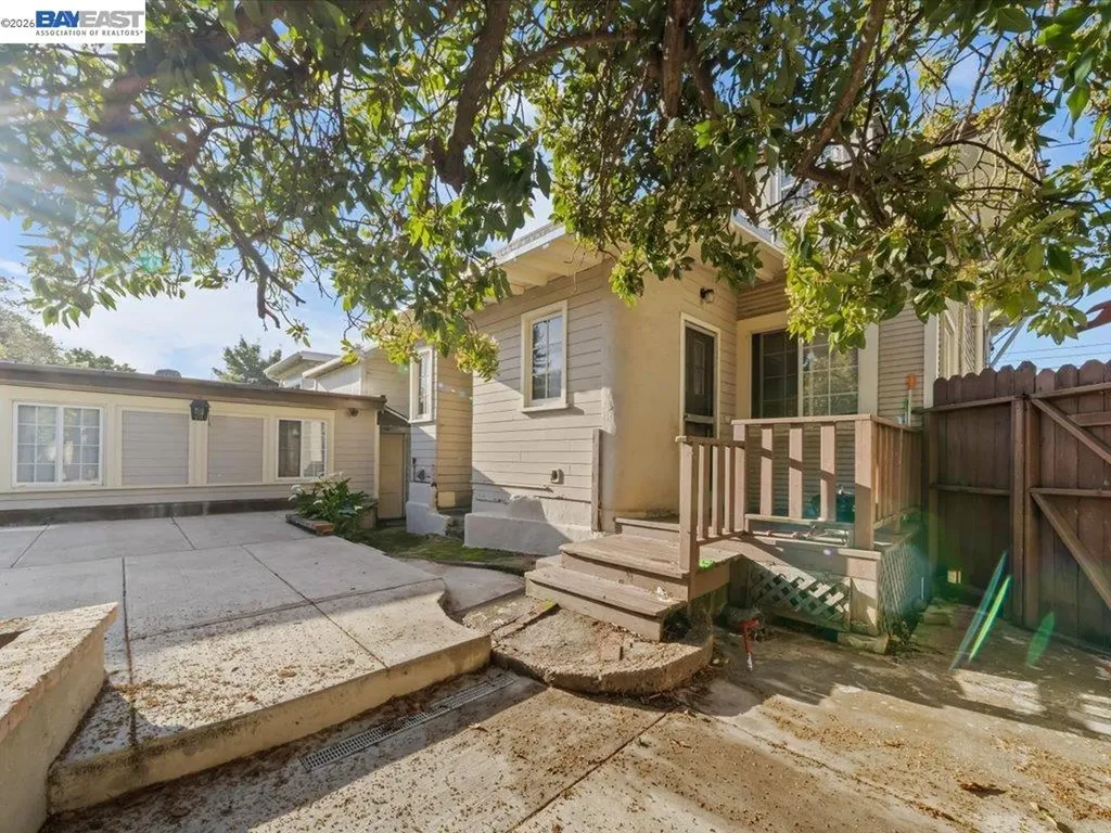 2550 Pleasant Street Oakland CA 94602