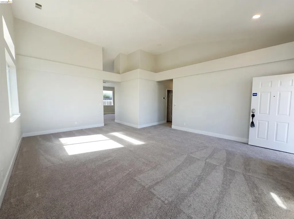 300 Perkins Court Suisun City CA 94585