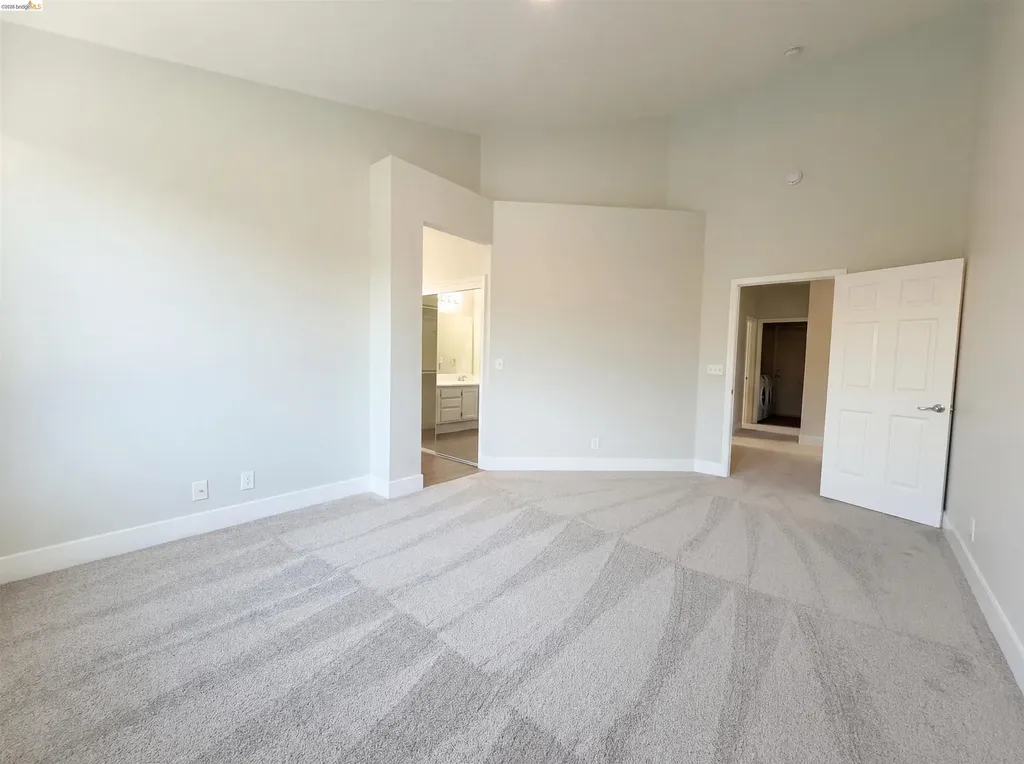 300 Perkins Court Suisun City CA 94585
