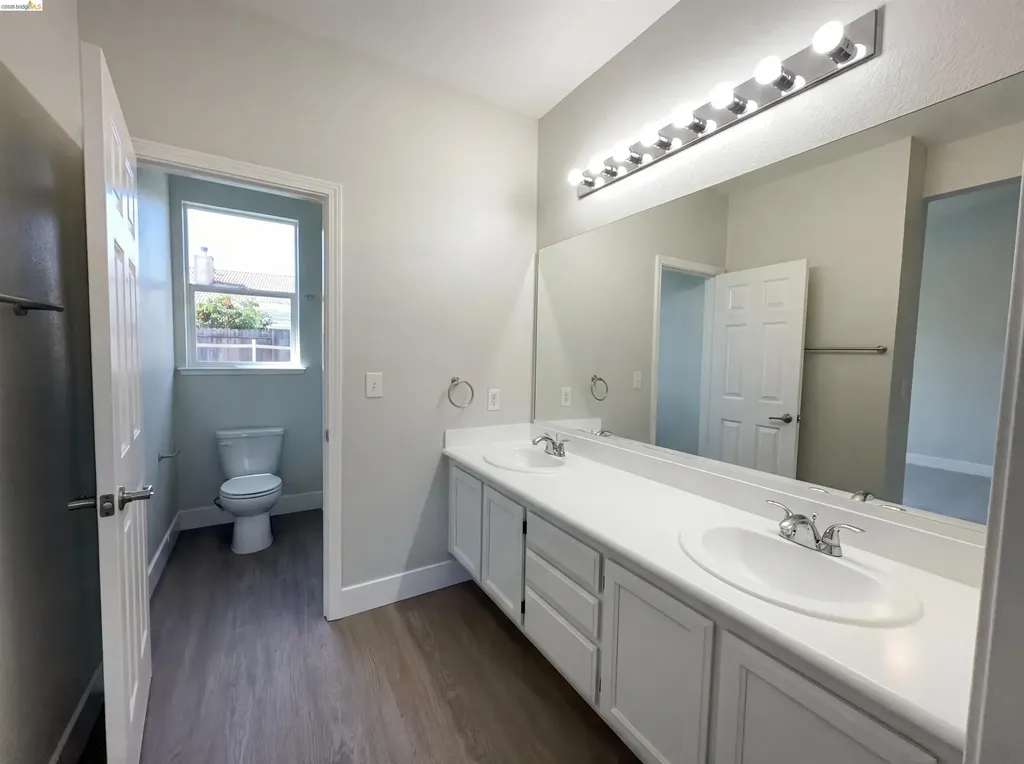 300 Perkins Court Suisun City CA 94585