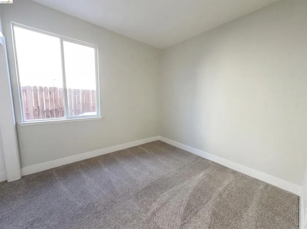 300 Perkins Court Suisun City CA 94585