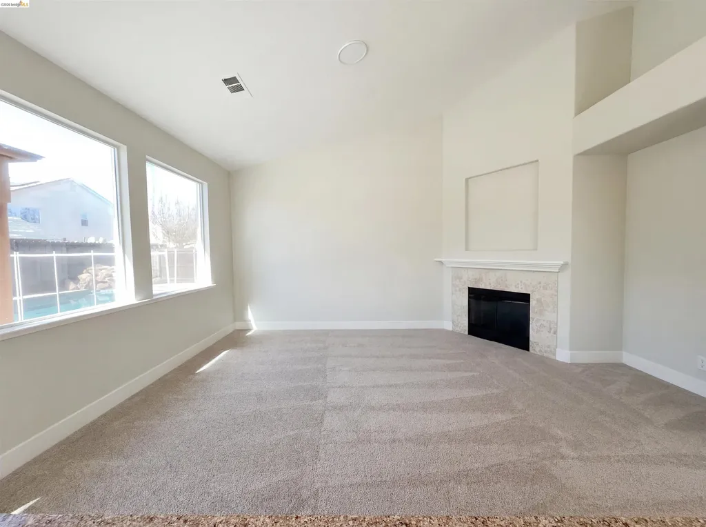 300 Perkins Court Suisun City CA 94585
