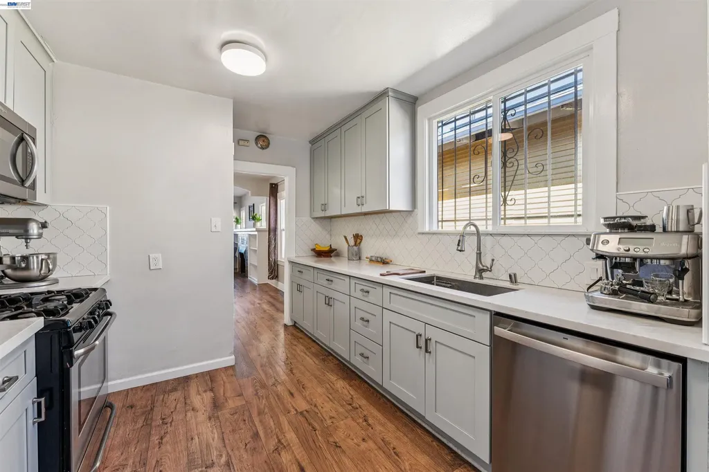 1262 94th Avenue Oakland CA 94603