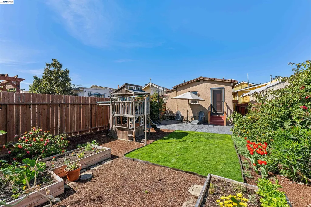 1262 94th Avenue Oakland CA 94603