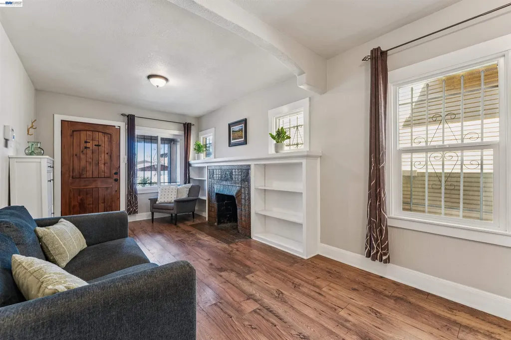 1262 94th Avenue Oakland CA 94603
