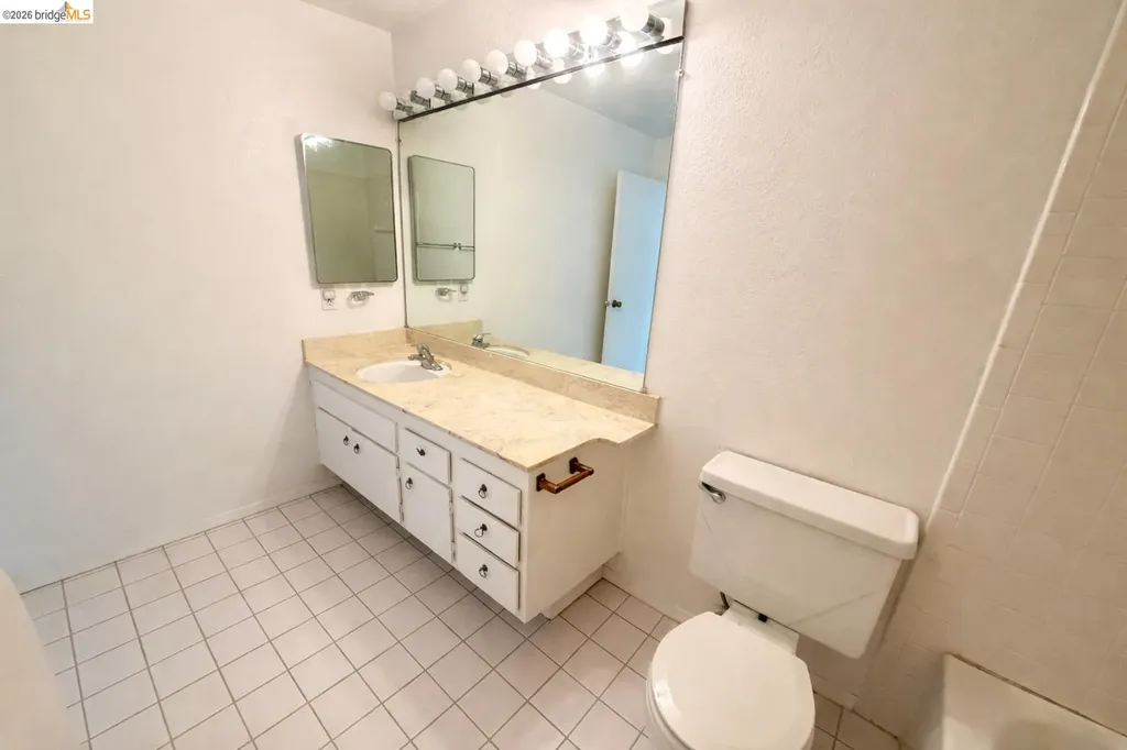 1175 Kenwal Road Concord CA 94521