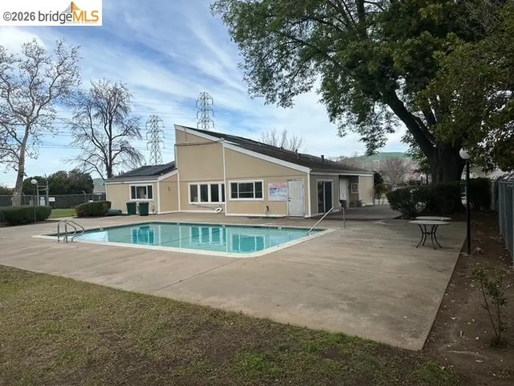 1175 Kenwal Road Concord CA 94521