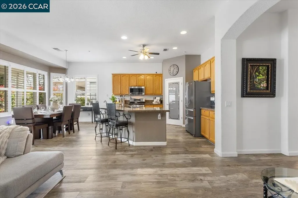 377 Street Claire Terrace Brentwood CA 94513