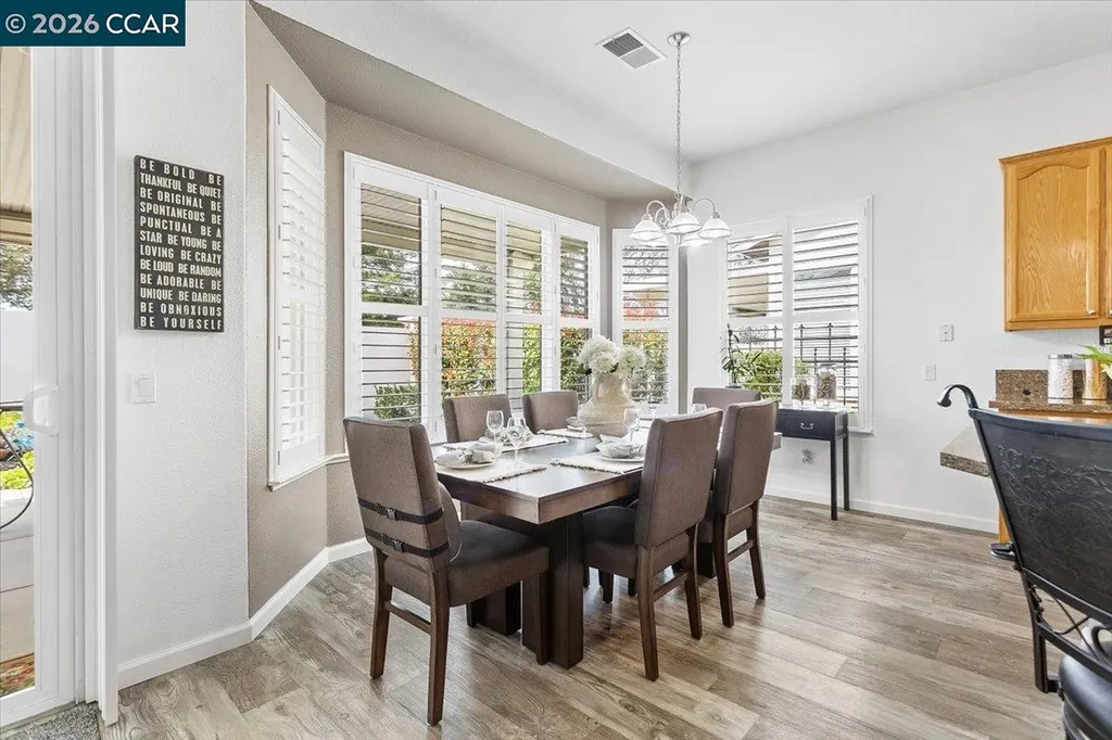 377 Street Claire Terrace Brentwood CA 94513