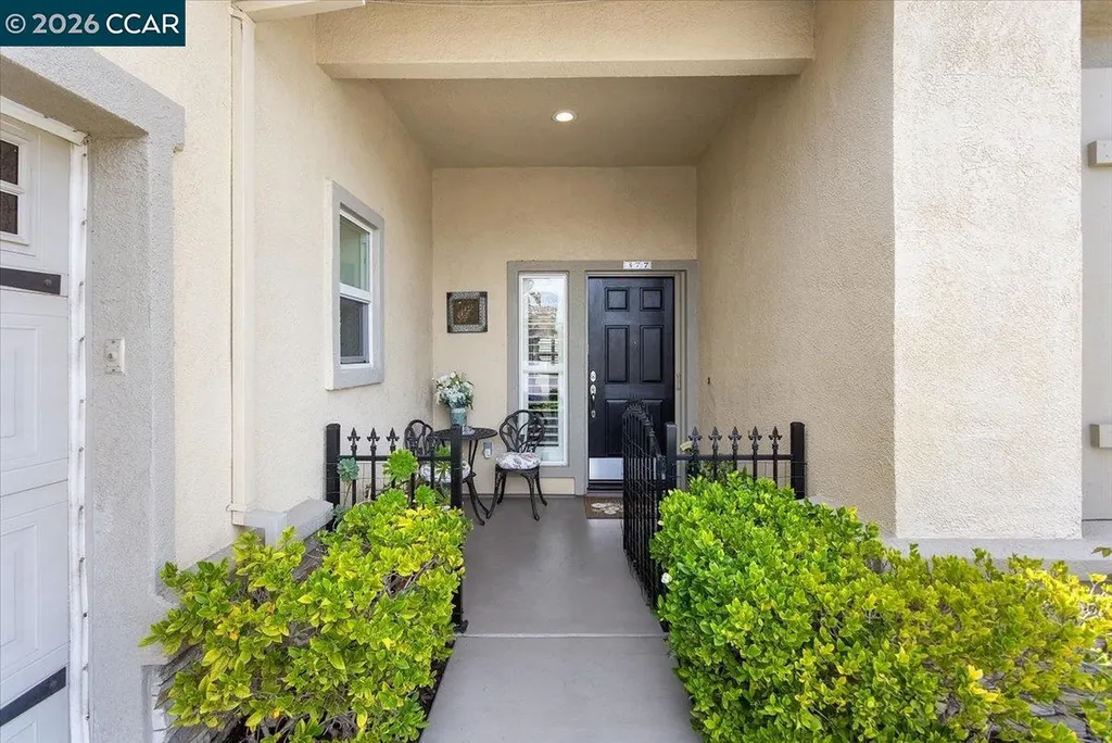 377 Street Claire Terrace Brentwood CA 94513