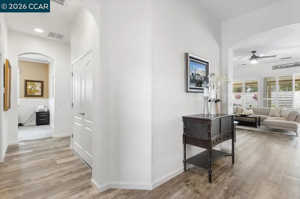 377 Street Claire Terrace Brentwood CA 94513