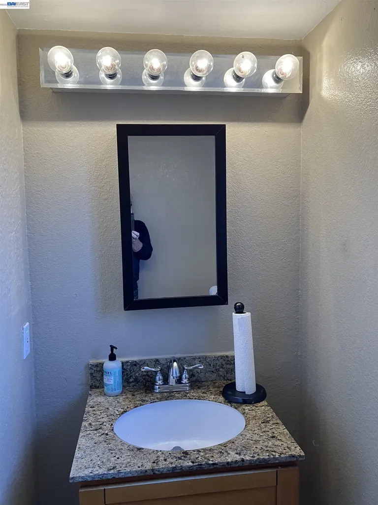 181 Yachtsman Drive Vallejo CA 94591