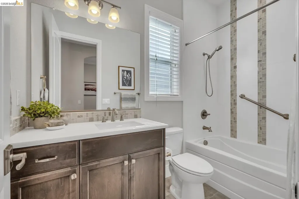 2002 Tempranillo Lane Brentwood CA 94513