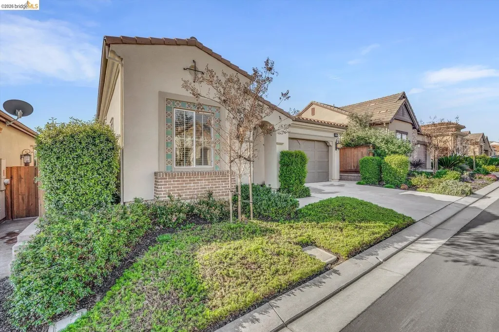2002 Tempranillo Lane Brentwood CA 94513