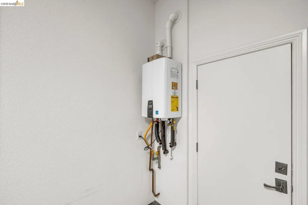 2002 Tempranillo Lane Brentwood CA 94513