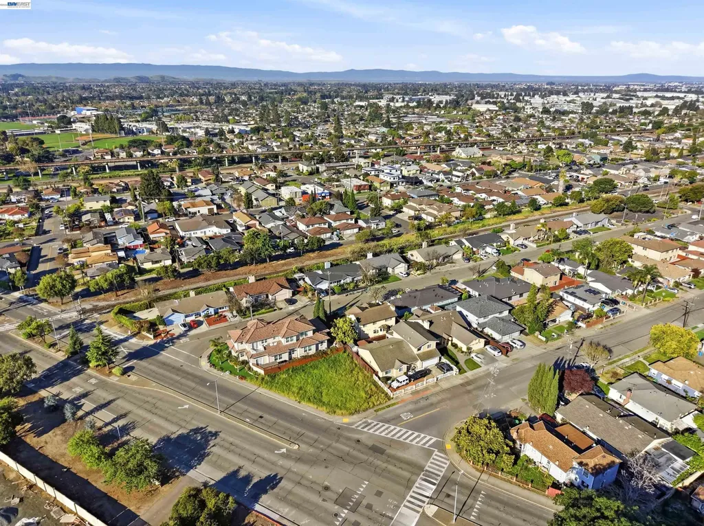 33941 9th Street Union City CA 94587