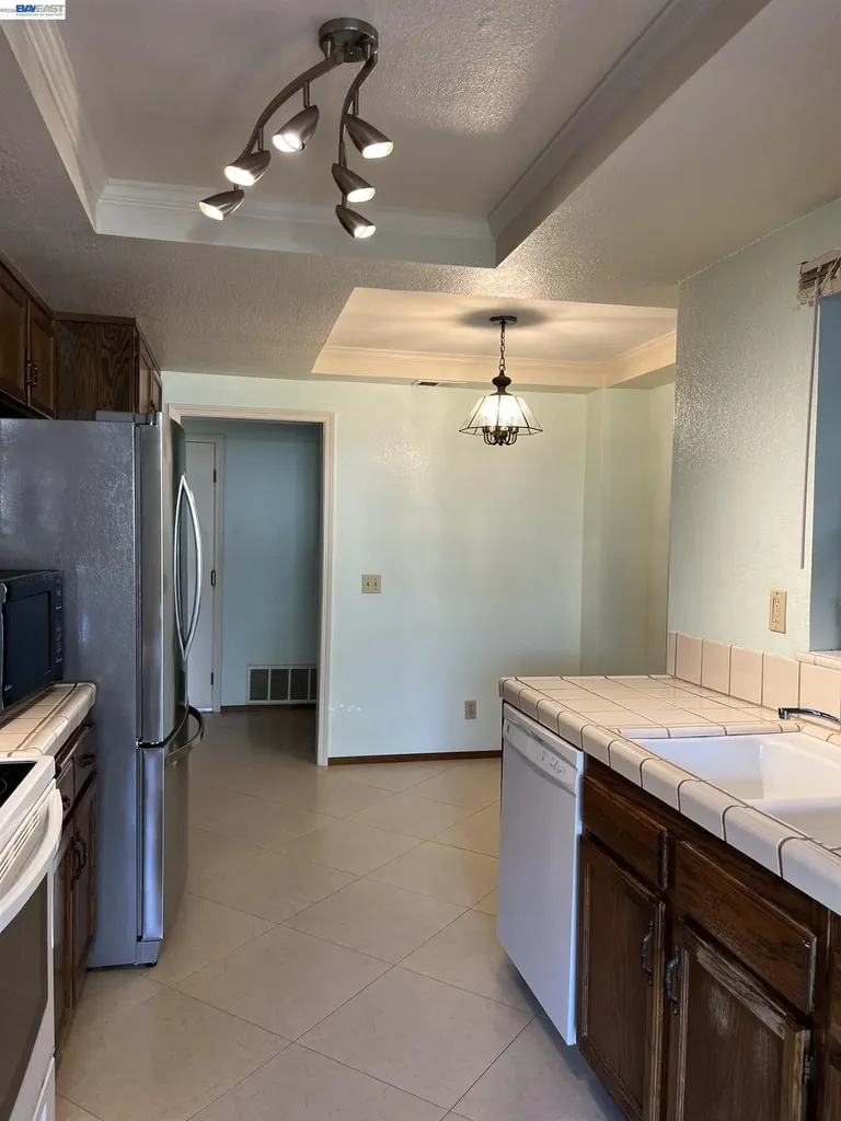 2515 Galleon Place San Leandro CA 94577