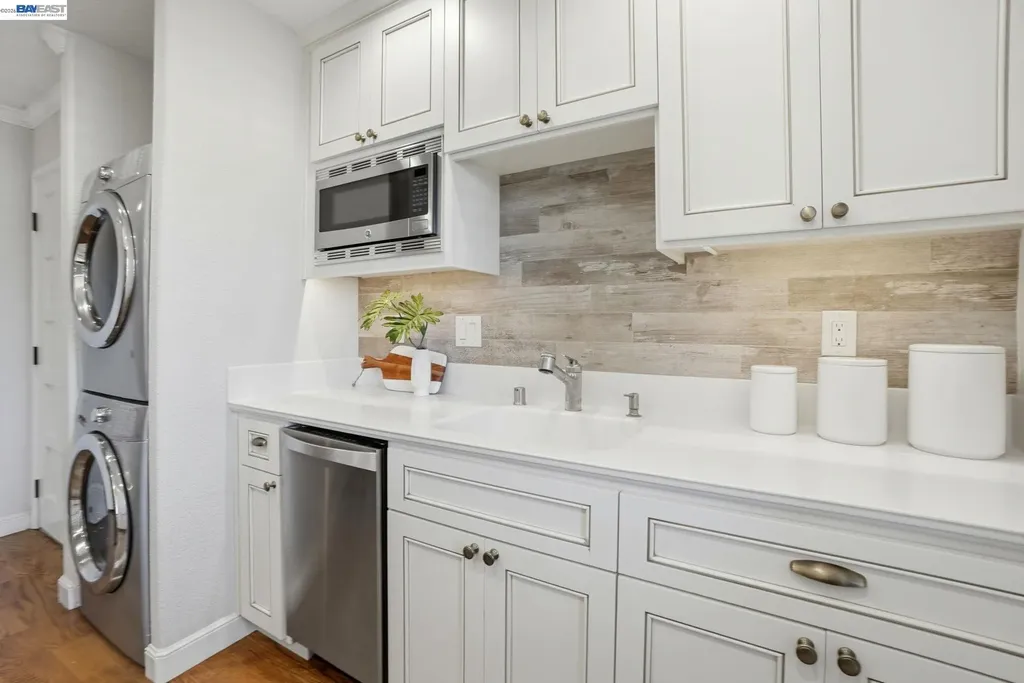 1945 Trinity Avenue Walnut Creek CA 94596